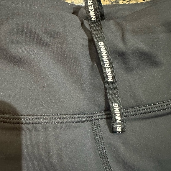 Nike Sport Crop Workout Pants - Picture 3 of 6